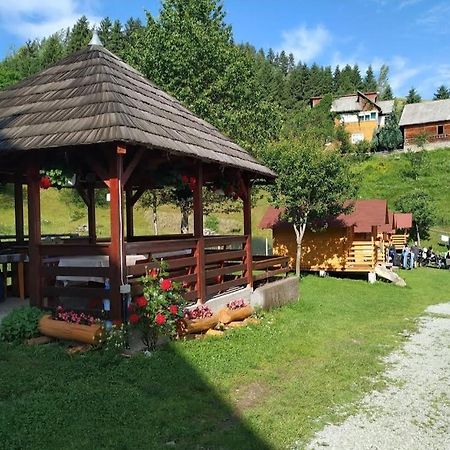 Апартаменты Casuta Pietrosul Rodnei Борша Экстерьер фото